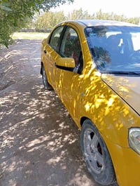 افيو 2008امريكي سياره انضف من الصوره  مسكر كير تماتيك  سعره 40وبية مجا...