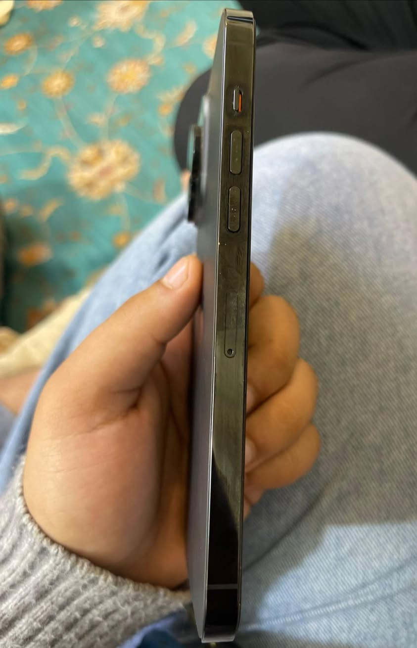 سلام عليكم شباب 14 برو ماكس 256 بطاريه 93 جهاز كامل مابي اي شي مكفول من كل النواحي حتى من الشخط يعني جهاز وكاله شركه السعر 875 وبي مجال المكان الشعب بغداد 
رقم ***********
