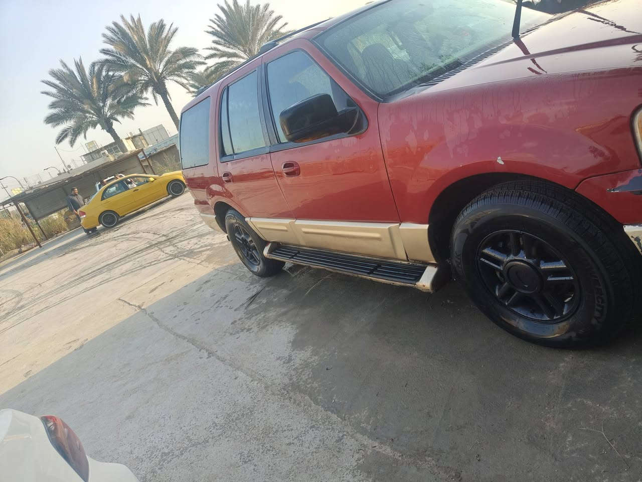 السلام عليكم فورد اكسبديشن 2005 للبيع سياره جاهزه نقصهه بس تبريد كمبريسر جديد رقم  عنوان بابل السعر 65 بيع مستعجل ***********
