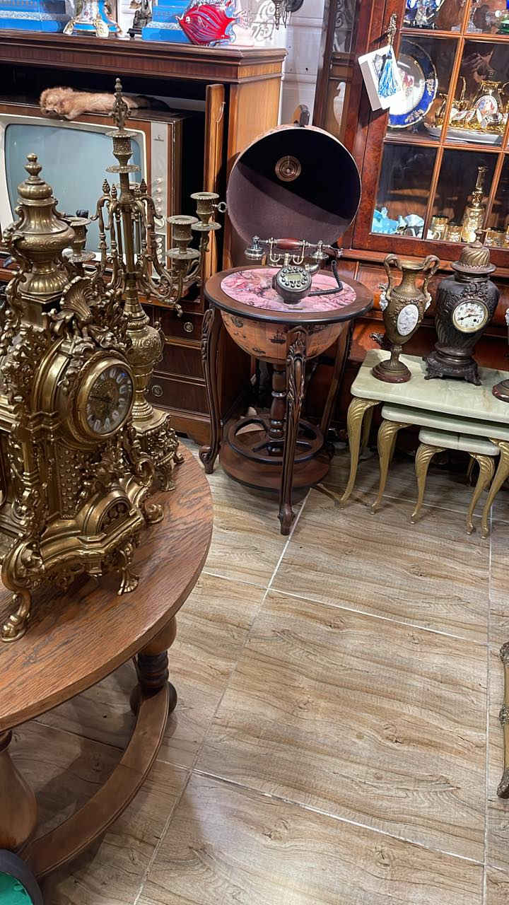 جمال التحف القديمه محل سليمانيه سروري وات ساب***********
