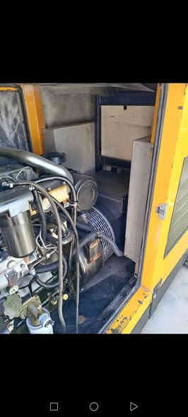 مولدة بيركنز ٤٥ كيفي كاتم نظيفة جدا سيت بلادي للبيع بغداد ***********
