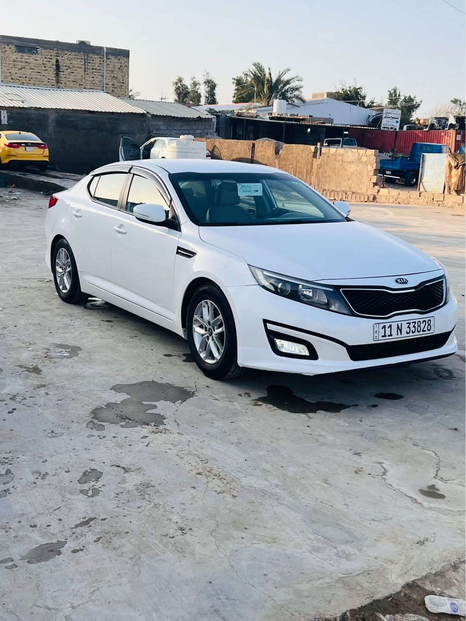 السلام عليكم 
كيا اوبتما خليجي مديل 2016 رقم بغداد دولي بسمي محرك 2000 كير محرك حداده تخم تاير كهربائيات كله شغاله منضومه زنون عالي ناصي ارضيه جلد فصال+كشنات داخل لونين عسلي تبريد قطعتين شفتات استيرن نضام ايكو اقتصاد بنزين مانع انزلاق  كأمره خلفيه سياره صبغ جاملغ خلفي فقط باقي كفاله سياره جاهزه لأخير سعر 147 وبيه مجال سونار مرفق بل منشور لاستفسار اتصل ***********/ *********** العنوان ذي قار الرفاعي الرفاعي, ذي قار
