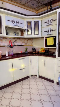 كوفه علوه الفحل • ٧٨م • غرفة وصالة