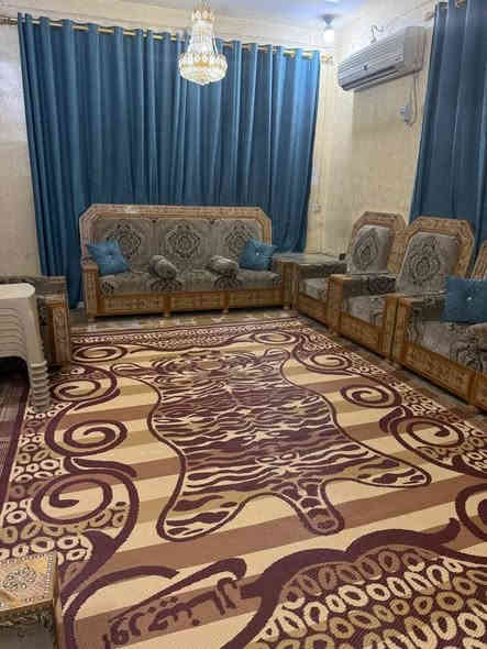 قنفات نظيفات مع طبلة وسطية السعر(1.000.000د)،
التواصل واتساب ***********
