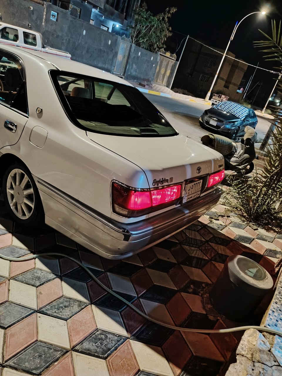 السلام عليكم للبيع ملكه فول 4 دكم كرستال مكينه ففي تي وكال من المالك فقط كمرك ما مدفوع ما عليه اشارةحجز دك حاسبه وين مايعجبك 85 وبيه مجال ملاحظه مكفوله من الكص ***********
