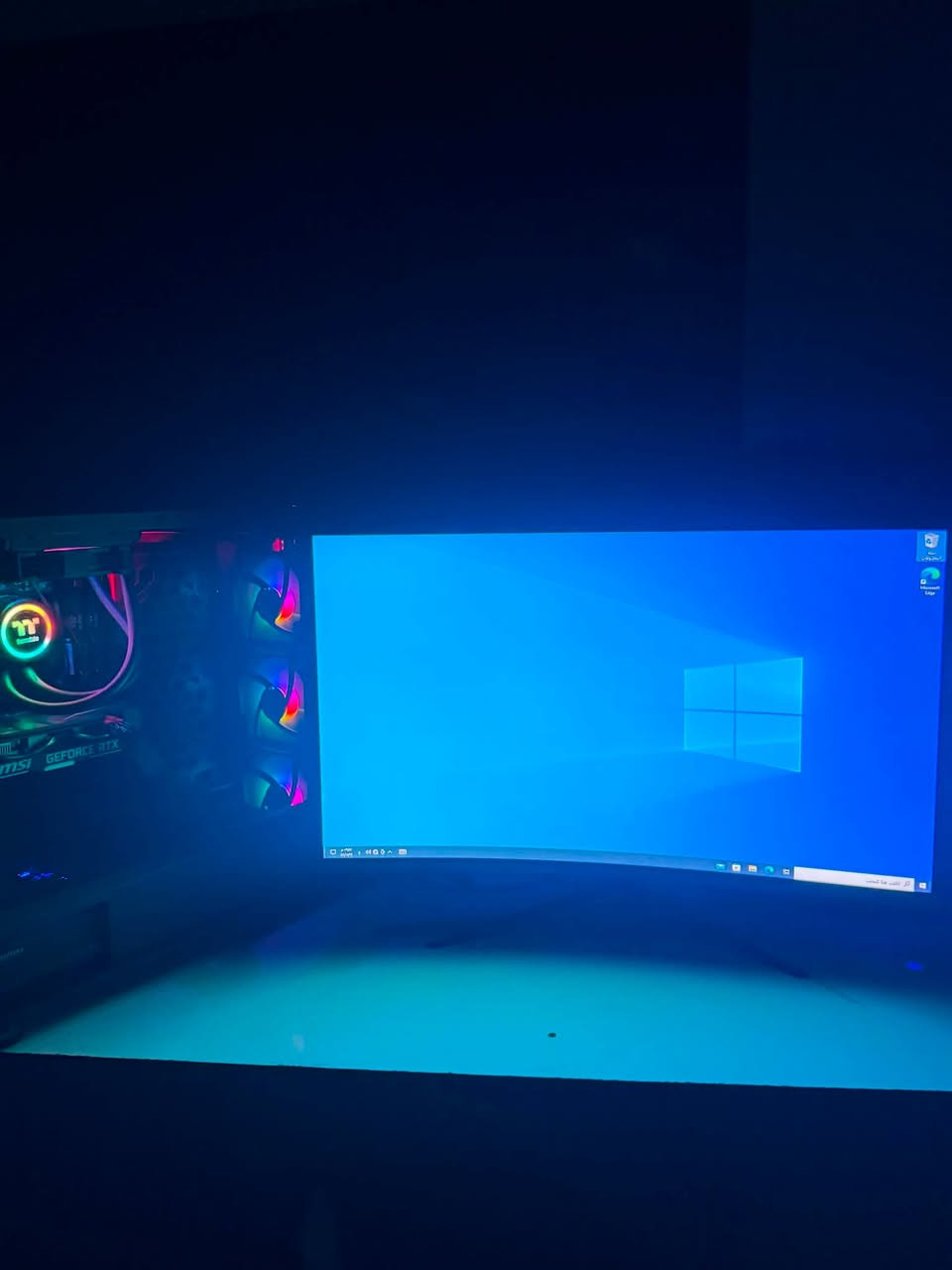 للبيع PC Gaming احترافي بحالة ممتازة
المواصفات:

CPU: Intel Core i7-9700K
GPU: MSI GeForce RTX 2060 SUPER 8GB
Motherboard: MSI MAG Z390M MORTAR
RAM: 16GB XPG DDR4 3200MHz
Storage: 1TB NVMe M.2 SSD
Power Supply: Thermaltake Smart Pro RGB 750W (80+ Bronze)
Liquid Cooler: Thermaltake Water 3.0 120 ARGB Sync
Case: Thermaltake RGB

الجهاز استخدام شخصي ونظيف جداً، ما بي أي عطل أو ملاحظة، وجاهز للفحص والتجربة جنت استعملها للمونتاج والبثوث 

مواصفات الشاشه :
SOONAA 
165 Hz 
27 inch 
مقعرة

السعر 900 الف عراقي
 مكاني بغداد ومتوفر توصيل لجميع انحاء العراق 
للاستفسار ***********
