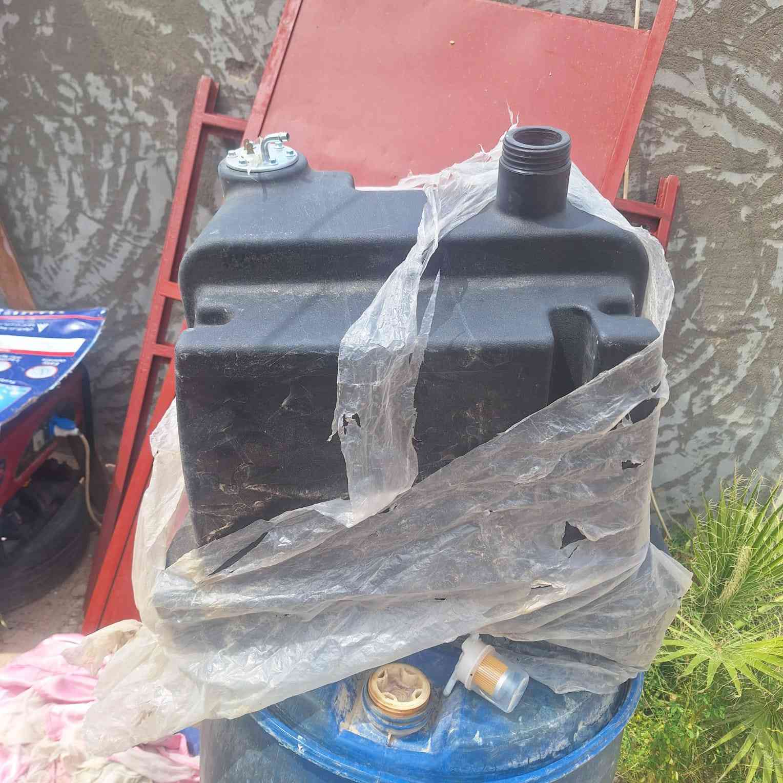 السلام عليكم البيع شوته و تانكي مال نيوهولند80 :‏‪0771 122 5207‬‏
