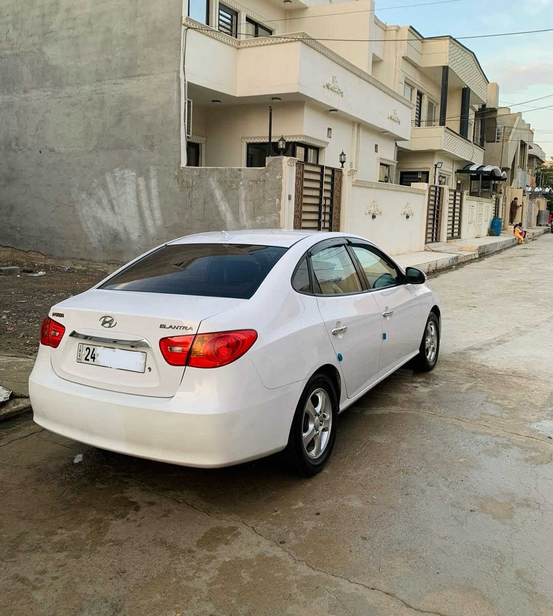 للبيع فقط اعتذر عن القسط والوعده 

(منشور للجنايه فقط لليدور جديد وجاهز
 بمعنى الكلمة👌)

هونداي النترا 2011 خليجي كلين بدون ضرر

السيارة خام مكفولة من الضـــرر والتعديل 
والشخوط والملاحظات نظيفة حيـــل بدون 
ربع دينار مصرف تخم تايرات جديدة جواها

مرفق مع الصور (بيها رش اقل الشبر
 بخشم الجاملغ الامامي بسبب شخط) 

محرك 16 دوش مامفتوح شرط لا صرف 
نفــخ ولابخار 

 شاشة كامرة خلفية تحكم ستيرن 
جهتين مـري قلاب + اشـــارة بالمــري

رقم دهوك بسمي هزة وسنوية رقم كلها
 مجدد شرط التحويل كابون بانزين بيها 

السعر: 128 ورقة وبيها مجال بسيط 

مكان السيارة : موصل الايسر 

 ***********

***********
