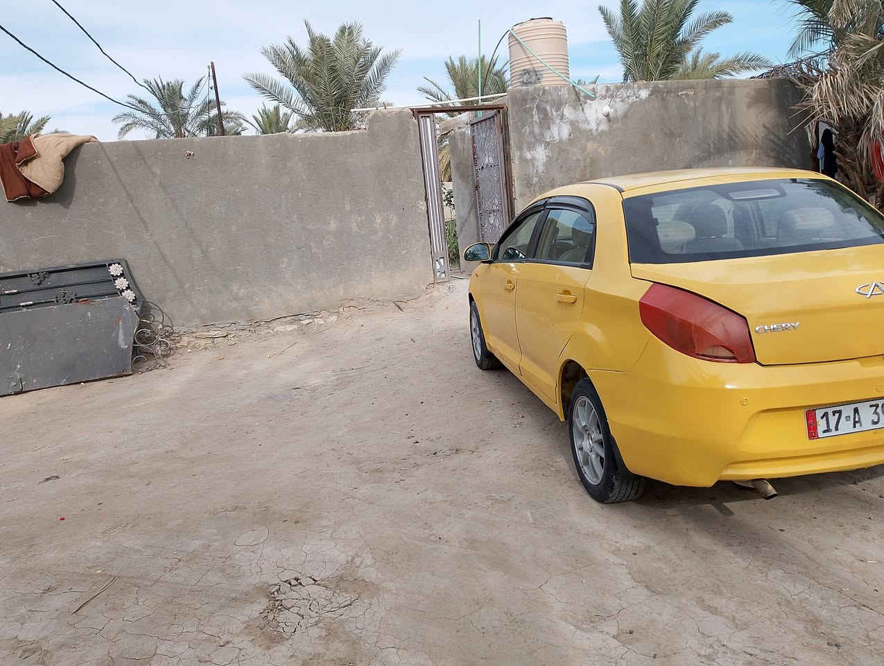 شيري فلوين رقم مثنئ مصفره هيه وغرامات كهربائيّة بلدي مكينه وكير سياره جاهزه سعر26/***********
