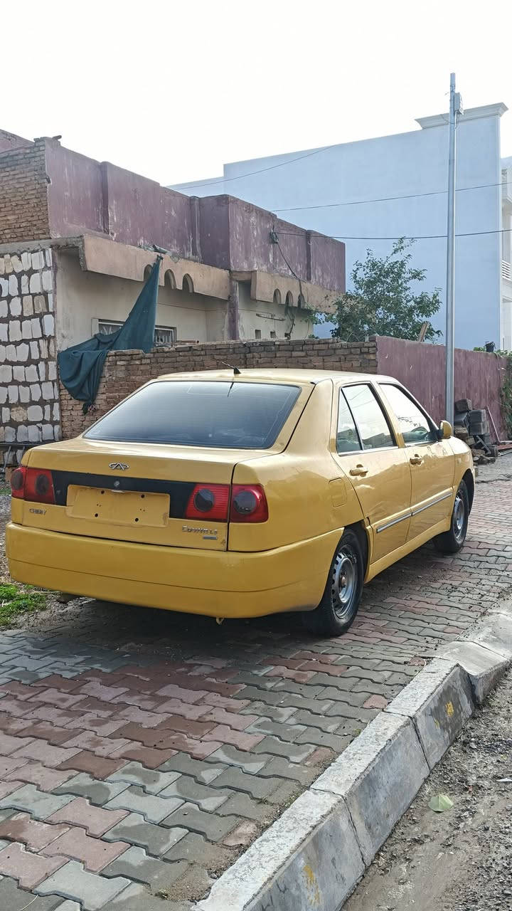 السلام عليكم للبيع موديل 2010 كير مكينه بلادي بشرط  ونظيف بشرط تحويل وكاله رقم بغداد سياره بها قطعتين صبغ فقط وهذا رقمي ***********📞 وعندي واتساب
