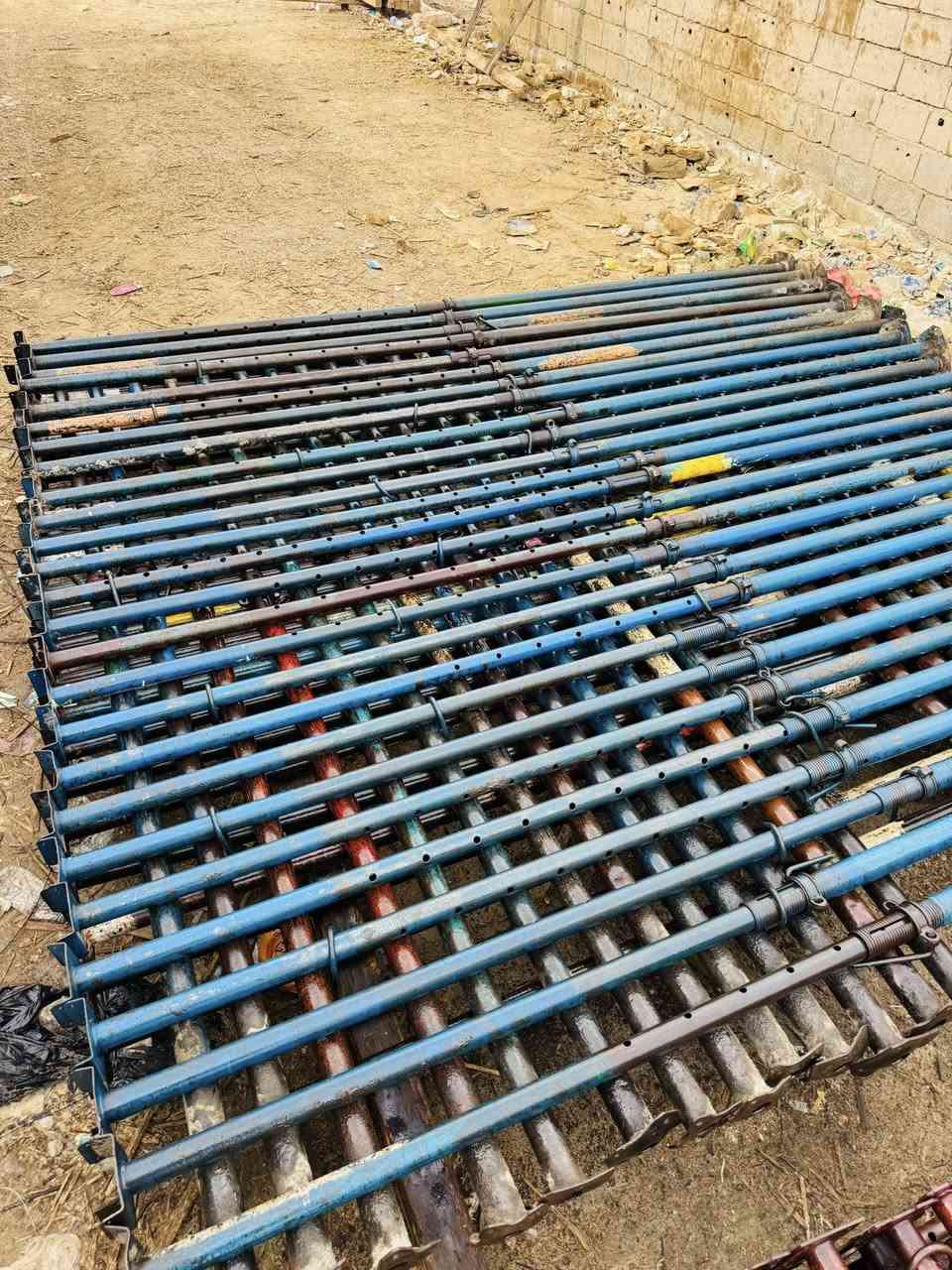 جكات حاضن وعجان ( شرط الأصلي ونظيفات ) للبيع ***********
