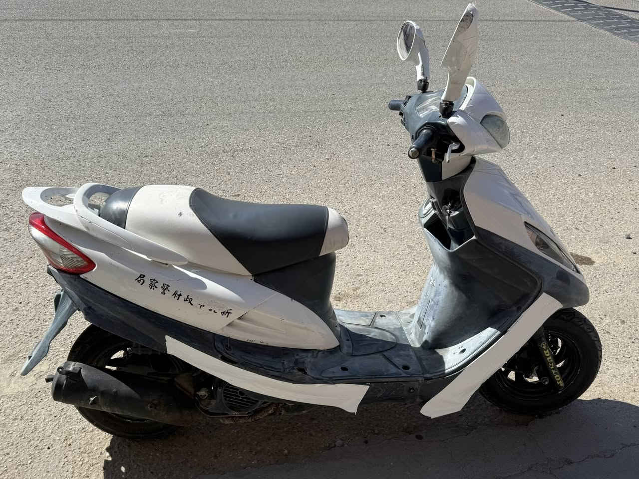 موطور سايم للبيع شغال نكرة صلف بدون أوراق كفاله من سرقه     المكان الرمادي جويبه ٠٧٨١ ٨٩٤ ٠١٧٨
