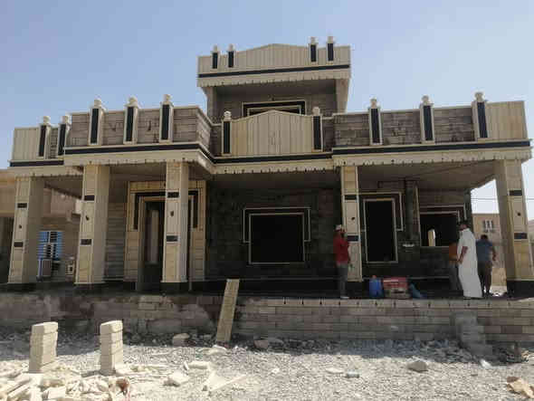 يوجد كادر حجر حلان بسعر مناسب شغل شرط هندسه من يرغب بل عمل يتصل عل خط و الخاص مفتوح ***********
