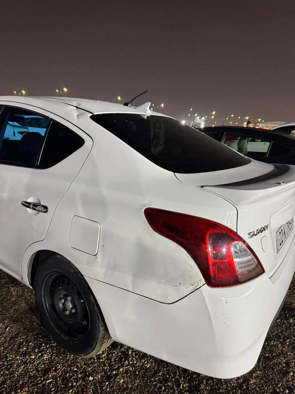 نيسان سني 
موديل 23
مكفوله بيها جاملق الخلفي بارد بدون صبخ 
السعر 110ماشيه 60 / رقم الهاتف *********** البصرة, العراق
