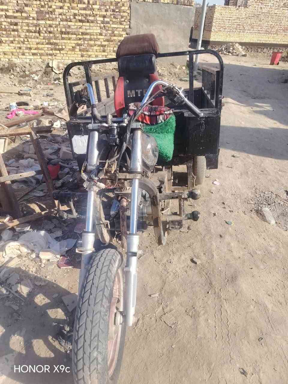 سلام عليكم ستوتة للبيع نضيفة كلك مكينة نضيفة السعر 650 رقم الهاتف ***********
