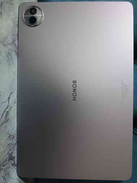 اونر باد 10 للبيع
شاشة كبيرة 12.1 نضافة 100 وما مستخدم هواي السعر 340 
العنوان : بغداد 
تواصل: ***********
