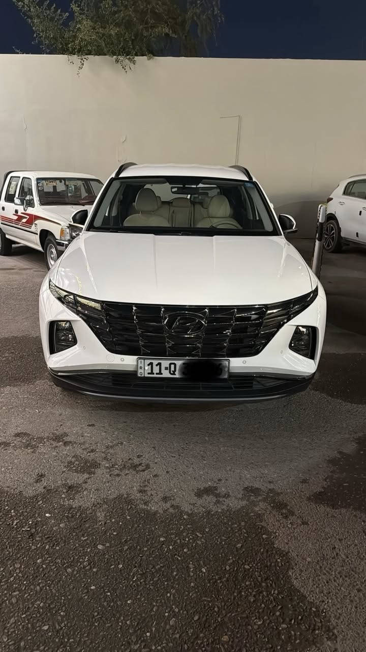 السلام عليكم
توسان خليجي
موديل 2024
فول مواصفات عدا البنراما
كشنات كهرباء
داخل مخمل 
بصمه 
ماشيه 19 الف
السعر22300
مكان بغداد شارع فلسطين
الرقم ‭0772 227 9712‬
