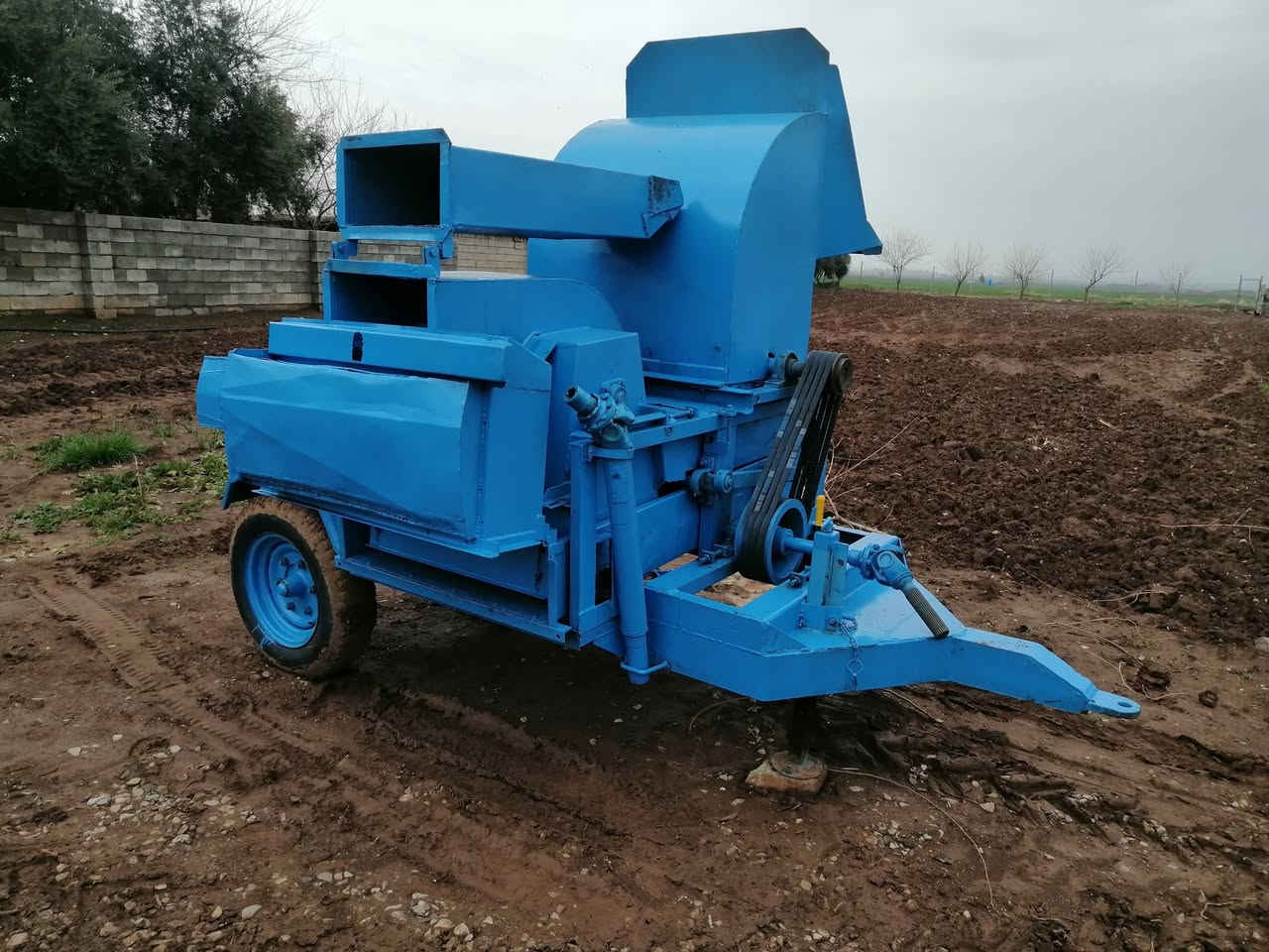 بۆفرۆشتن بەشەرتی هەموشتێک ***********
