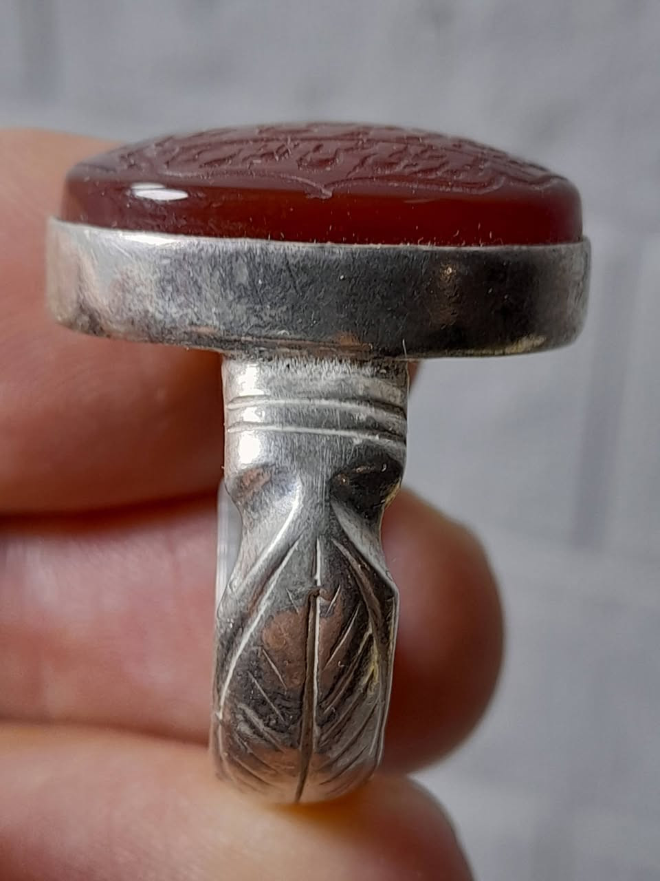 #ياالله
السلام عليكم ورحمة الله وبركاته 
نقدم لكم كل ماهو جديد ومميز 
متابعينا الكرام نقدم لكم خاتم فضه عيار 925 بحجر خرزه كامله  ( عقيق يماني مخطوط الله محمد علي فاطمه حسن حسين قديم ) صياغة يدويه عراقيه ثقيله وجميلة بسعر (100) الف والتوصيل (  5 )   اقوى عرض تحطيم الاسعار  للحجز والاستفسار مراسلة الصفحه او الاتصال على الرقم يوجد واتساب ‎0774 784 6745 يوجد توصيل الى كافة محافظات العراق 🇮🇶 🇮🇶
