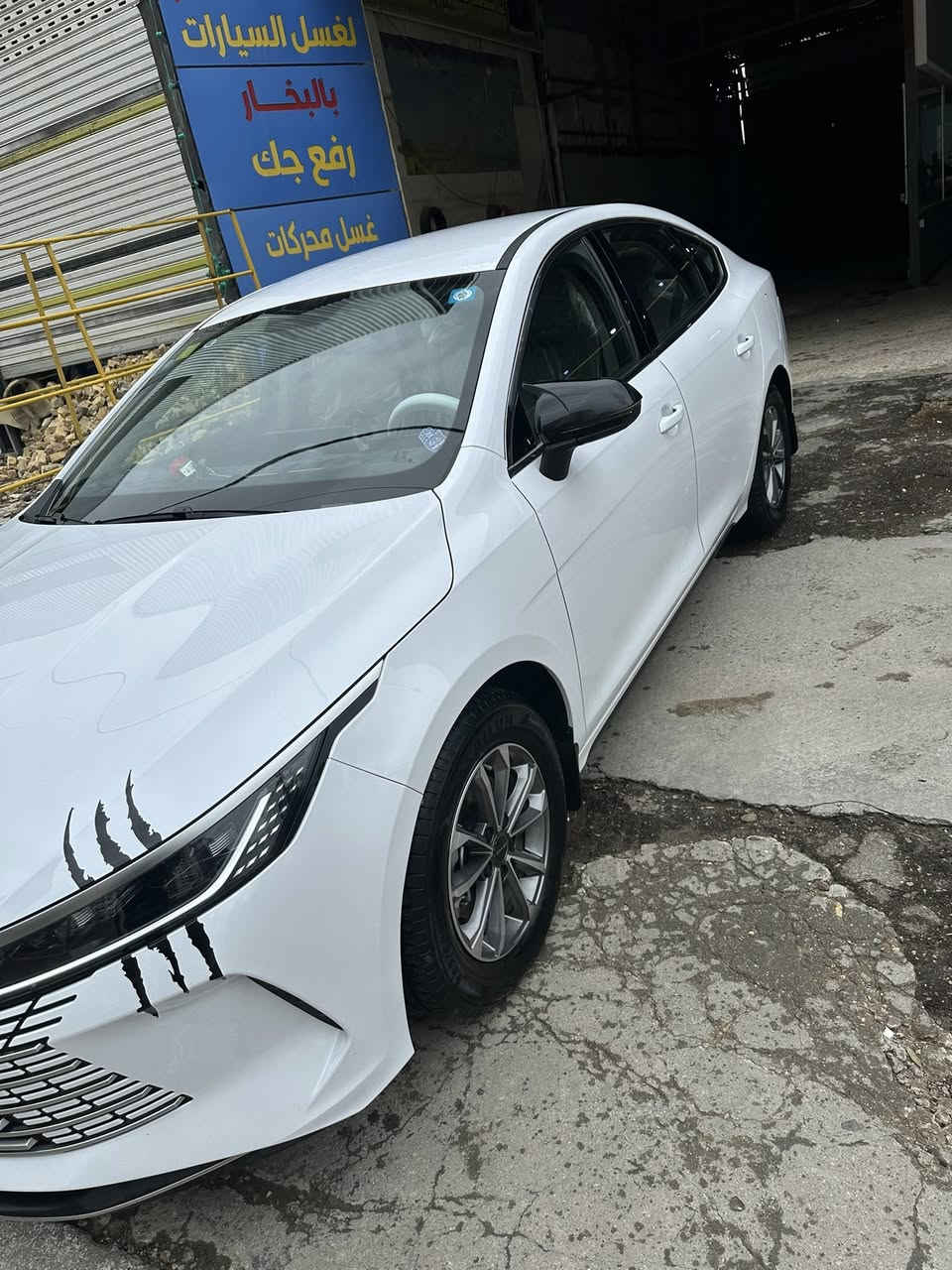 بي واي دي 2025
للبيع سياره ماشيه 16 الف 

عنوان السياره بغداد الحريه 

مرقم بغداد كامل 

سياره باسمي تحويل ثاني يوم 

سياره جديده مكفوله كفاله عامه 

السعر،18،200

الاتصال والاستفسار***********

♦️محرك 1500cc

HEV كهرباء+بانزين+شحن♦️

♦️دخول ذكي 

♦️كشنات جلد ابيض رياضي

♦️قطعتين تبريد

♦️كير ماوس

♦️انظمة قيادة

♦️هاند بريك كهرباء + اوتوهولد

♦️ستيرن رياضي

♦️شاشة وسطية قلابة

♦️كامرة خلفية

♦️كشافات زنون 

🔺ارضيات بي واي دي حوضيه
