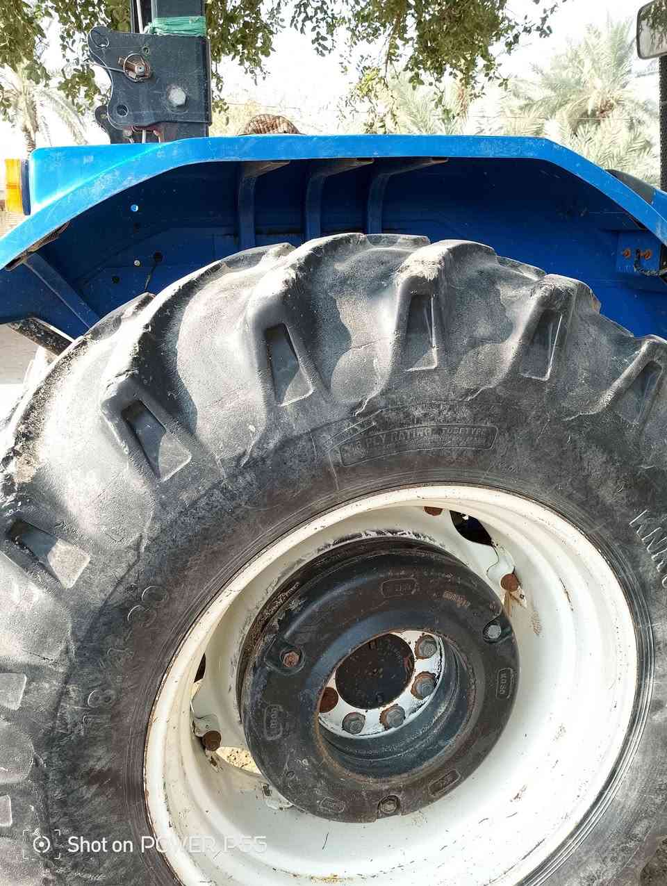 مكينه ني هولند للبيع السعر 19 وبيها مجال لاستفسار على الرقم *********** العنوان كربلاء الهنديه الخيرات
