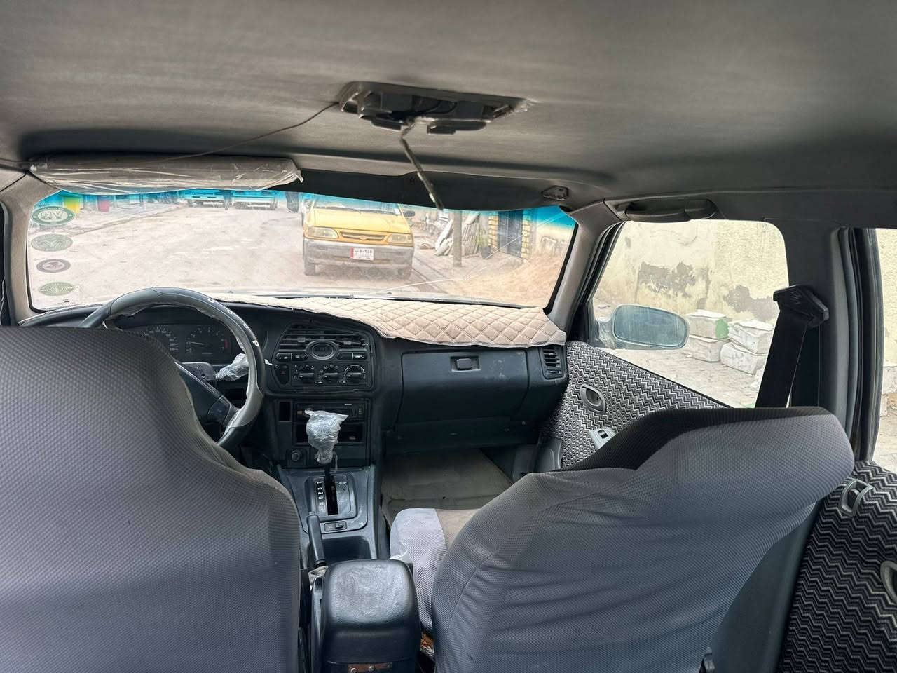 دايو فراشه موديل 1999  رقم كربلاء مشروع وطني شرط المداور مكينه بداية تبخير بدون تنقيص مكينه مفتوح مو مسكر كير اكسن كهربائيات شغاله تخم تاير باتري جديد السعر 23 ورقه أو بيه مجال حك الجيه عنوان نجف حي العسكري موبايل ***********
