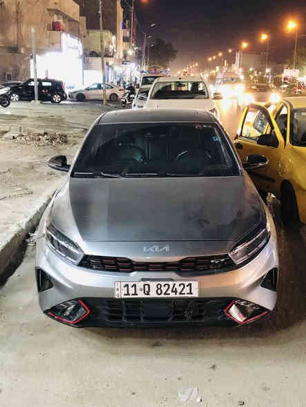 كيا فورتي موديل2023 فئة الـGT مكينه 1.6 توربو 🚀🤩
ماشيه 30الف ميل 

المواصفات فول 1/1 اعلى مواصفات بال جي تي
الحادث مثل مموضح بالصوره +الايرباك مال البرده والكشن فقط

كير dct ( دبل كلج ) + فتحة سقف + قياده نصف اليه 
تحديد مسار + كاميرا + حساسات خلفيه + رادارات جانبيه 
داخل جلد خيط احمر + تدفئه تبريد بالمقاعد 

فول تحكمات ستيرن جهتين + سستم صوت هارمن كاردن 
12 سماعه سستم خيالي + ليد اناره داخليه حفر علامه gt
مكان السيارة بغداد الخطيب الزراعي شارع خوله 
الرقم***********
السياره وكاله  2029يلا تنفك واصير حره
