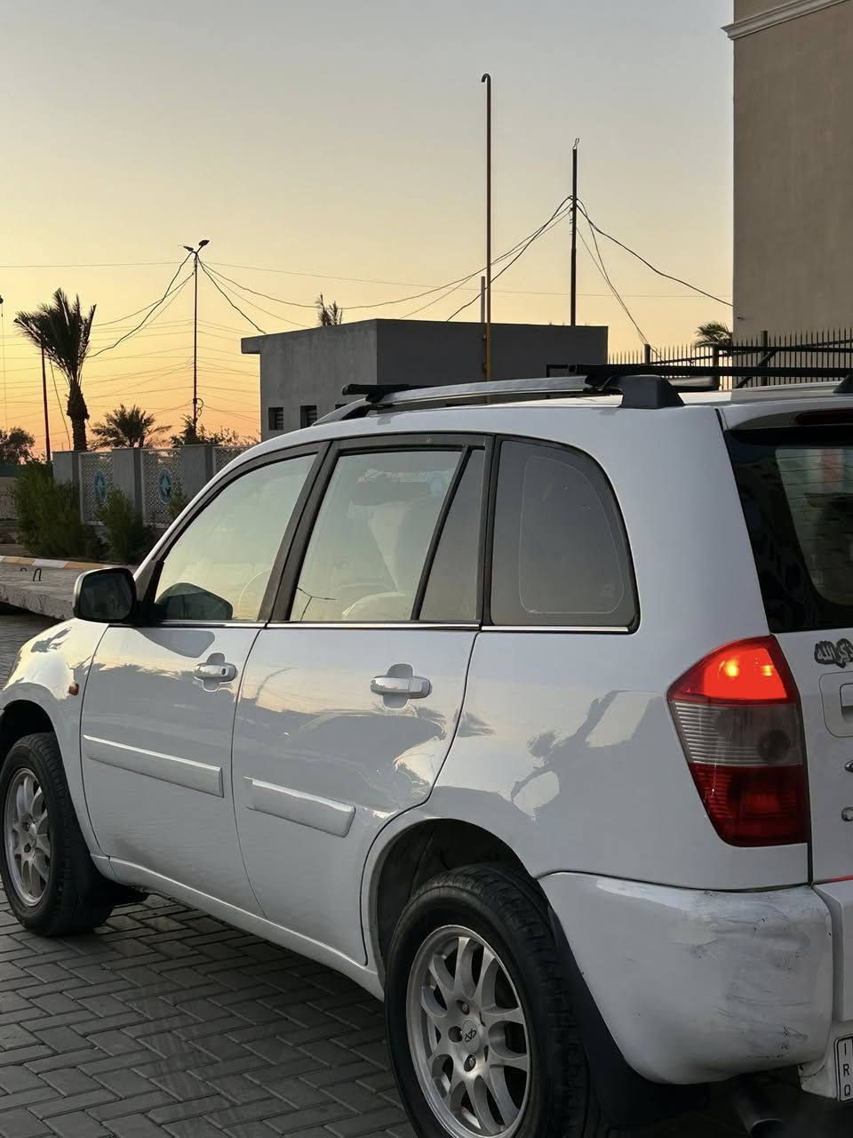 السلام عليكم تيكو موديل 2012 سيارة رقم بغداد انكليزي سيارة كلش حلوه مابي ي نقص مابي لان صبغ ولا اخياس ولا جراد سيارة مكفول سيارة فول شاشة كار بالي فتحه كشنات جلد محرك 2000 كير ميكانيكي سيارة كلش حلوه كير محرك صدر تايرات باتري كله مكفول السعر 59$ مكان سيارة بغداد حي العامل رقم تلفون ***********
