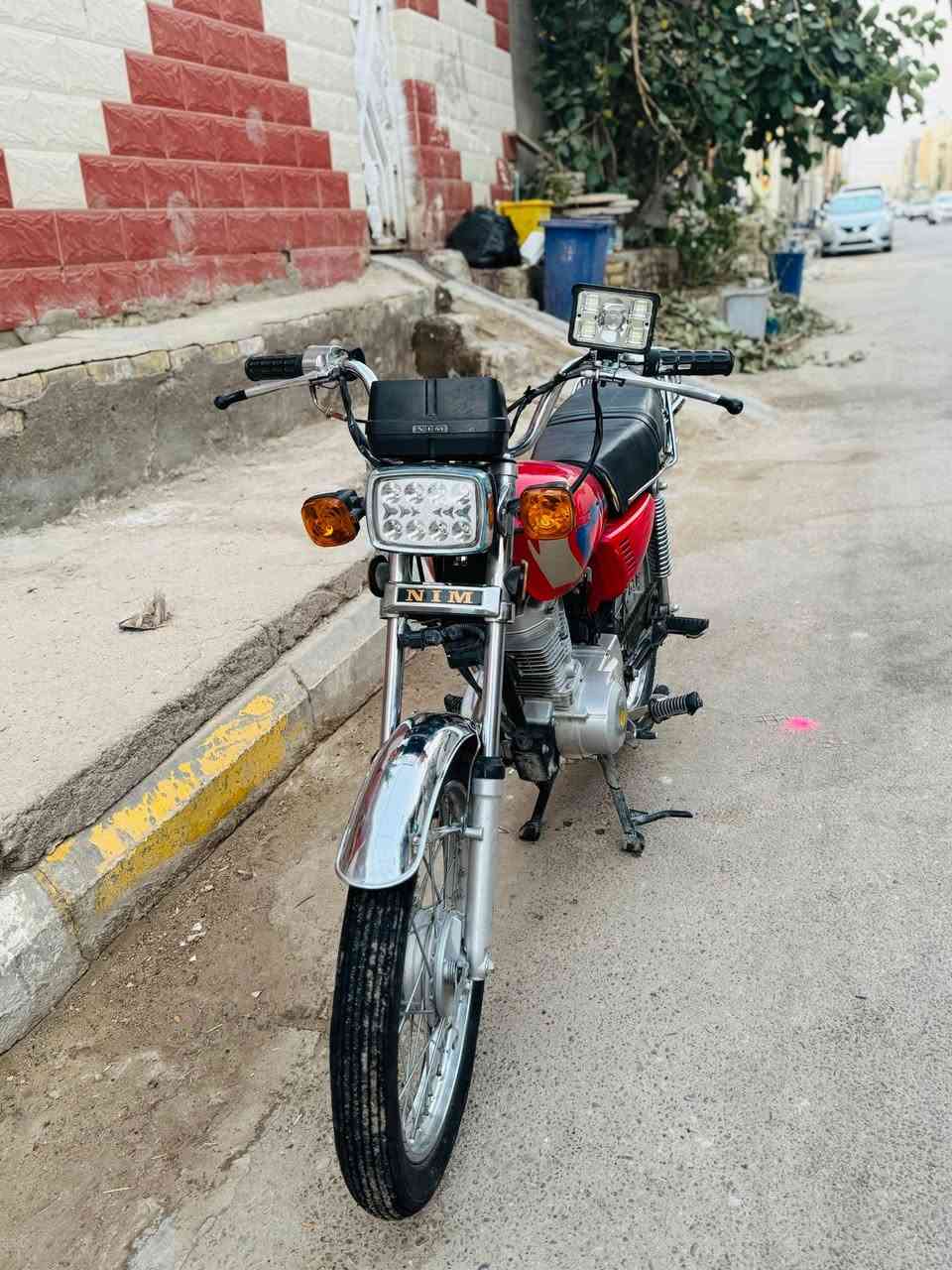 السلام عليكم
للبيع دراجه نامه  كفاله شبه اصلي أوراق أصولي 
السعر ٨٠٠ وبيه مجال وهذا رقمي 
***********
