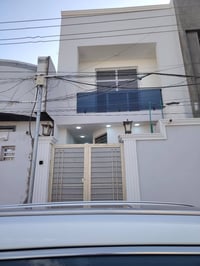 حي ميسان بناد • ١٠٠م • طابق ونص