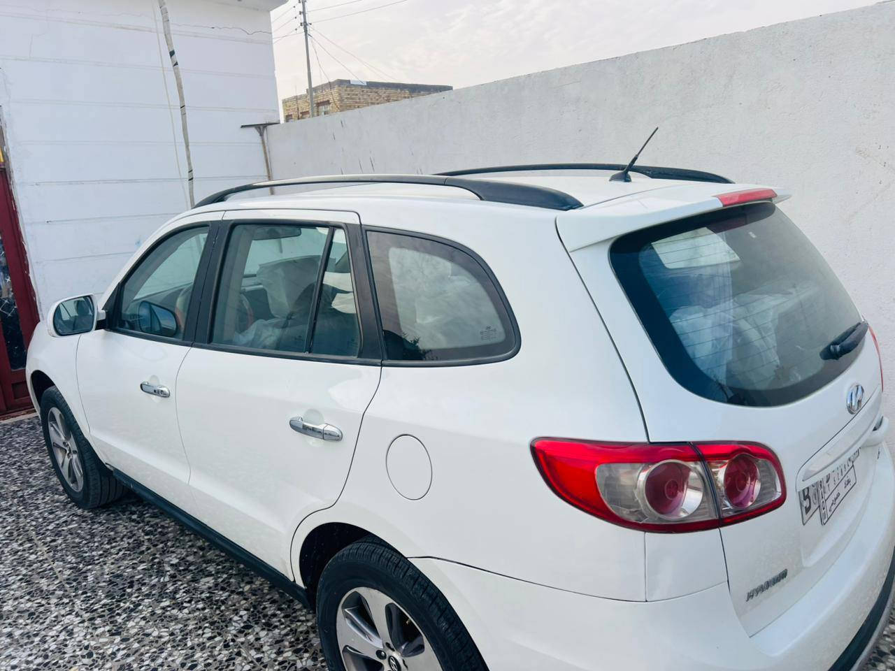 سلام عليكم للبيع سنتافي موديل 2012
خليجي محرك 6سبعه راكب
فول مواصفات فتحه
رقم بغداد الجديد
بيه صبغ ثلاث قطع
فقط بدون داخل 
مكان السياره كربلاء 
سعره جدا مناسب 
***********
