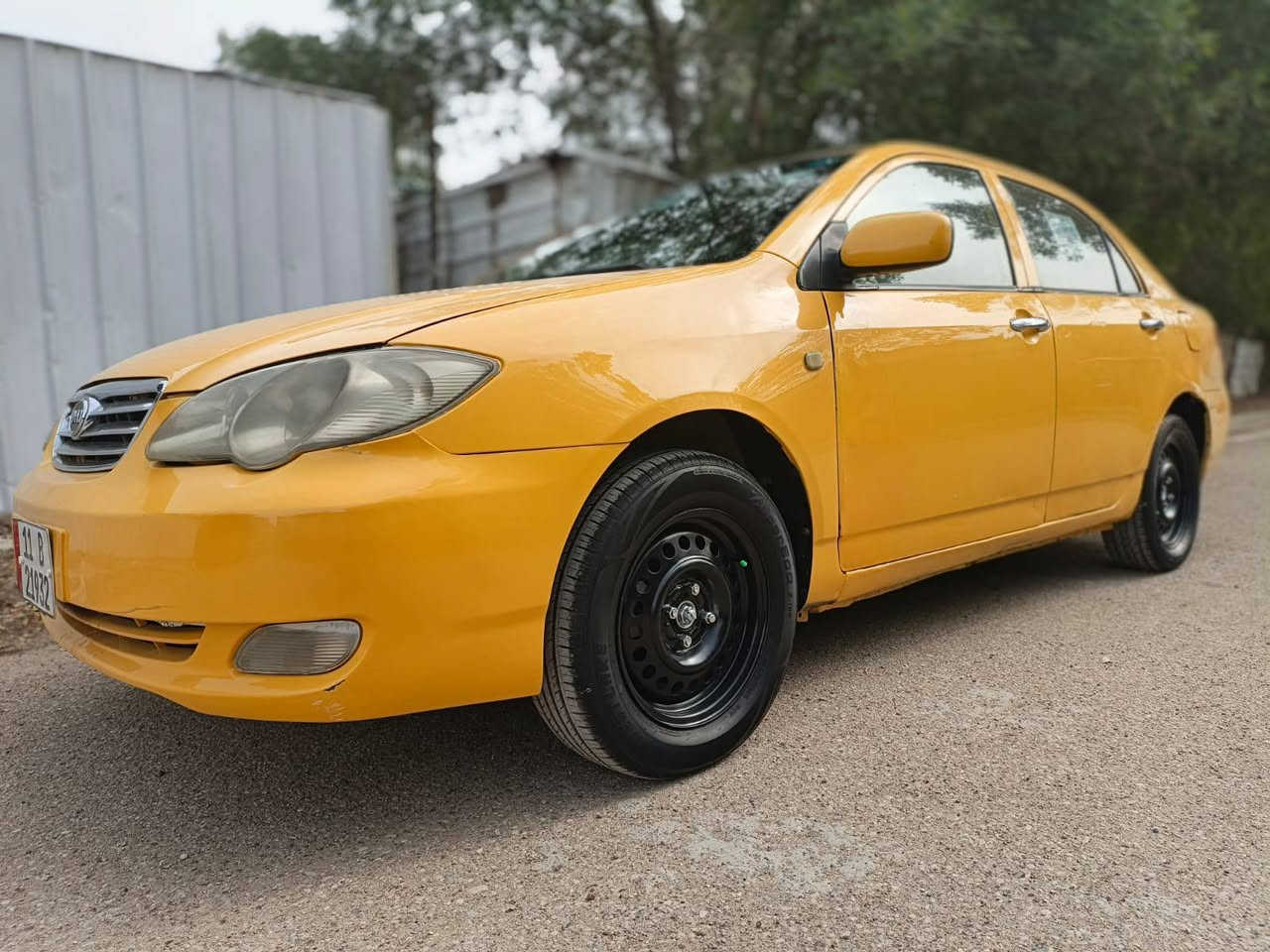 سلام عليكم
للبيع BYDF3 
بسمي تحويل ثاني يووم 
السيارة بيهاا كم قطعه صبغ فقط
مكينه جديده هسه شادهاا + صدر جديد + تخم مجااول+
عبوه بنزين + بلكاات السيارة ربع متذب عليهاا 
مكااني بغداد الرصافه
*********** بي واتس اب 
السعر 48 وبيهاا مجال
