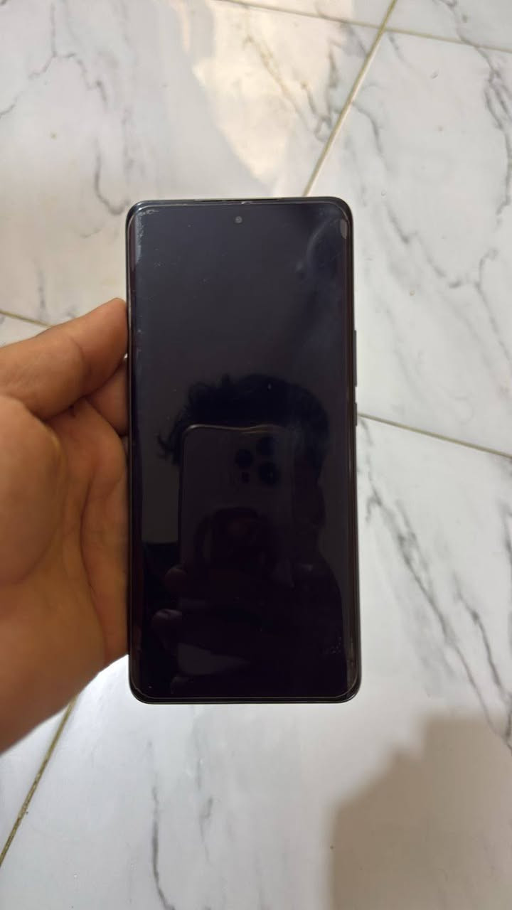 هونر x9b ذاكره 256 الداخليه 12 لبيع سعر 225 او المراوس بايفون 13 او 14 المكان بابل للستفسار ***********

