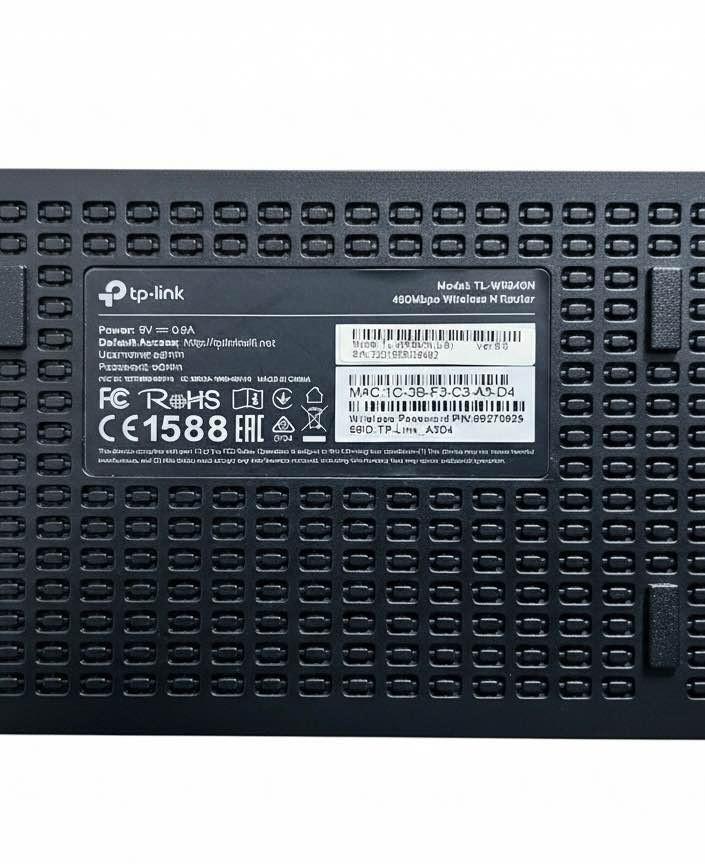 للبيع راوتر TP-Link TL-WR940N (450Mbps)
✅ 3 هوائيات لتغطية أقوى
✅ شغال 100%
✅ مستخدم فترة قصيرة جداً
✅ نظيف وما عليه مشاكل
✅ 4 منافذ LAN + منفذ WAN

📦 المتوفر: كيبل تشغيل فقط

💰 السعر: 25,000 دينار عراقي (بيه مجال بسيط)
📍 العنوان: كربلاء المقدسة
🚚 التوصيل مجاناً داخل كربلاء

للاستفسار مراسلة خاص كربلاء, العراق


**إذا كنت صاحب هذا الإعلان وتريد حذفه لأي سبب، رجاءا أرسل رسالة إلى الدعم الفني**