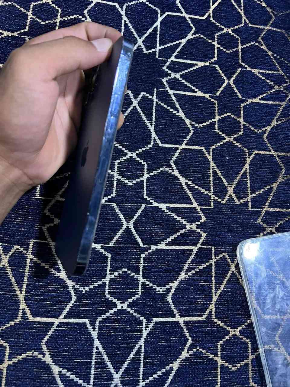 ايفون 12 برو ماكس
ذاكرا128
بطارية80
دبل سيم كرت 
ملاحضات الجهاز 
الكامرا اكس 2 بيها هزا بسيطه 
مبدل شاشه شرط اصلي شرط
وفيس ايدي غير شغال 
وسعر الجهاز النهائي 300 الف قفل مابي اي مجال ويرهم مراوس


**إذا كنت صاحب هذا الإعلان وتريد حذفه لأي سبب، رجاءا أرسل رسالة إلى الدعم الفني**