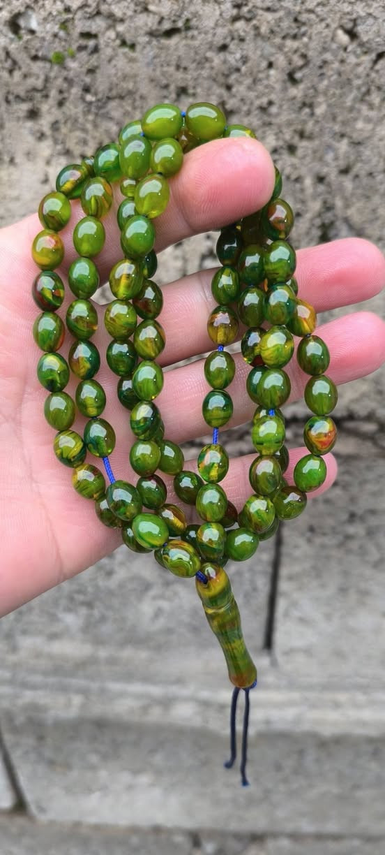 ‎للــبیــع        ‌
✂﻿🧵📿✂﻿🧵📿✂﻿🧵📿﻿🧵✂﻿🧵✂📿﻿🧵✂📿﻿🧵
 سبحة فاتوران 101 حبة  جراخ یدوي ايراني
 يو‎ السليمانية, العراق


**إذا كنت صاحب هذا الإعلان وتريد حذفه لأي سبب، رجاءا أرسل رسالة إلى الدعم الفني**