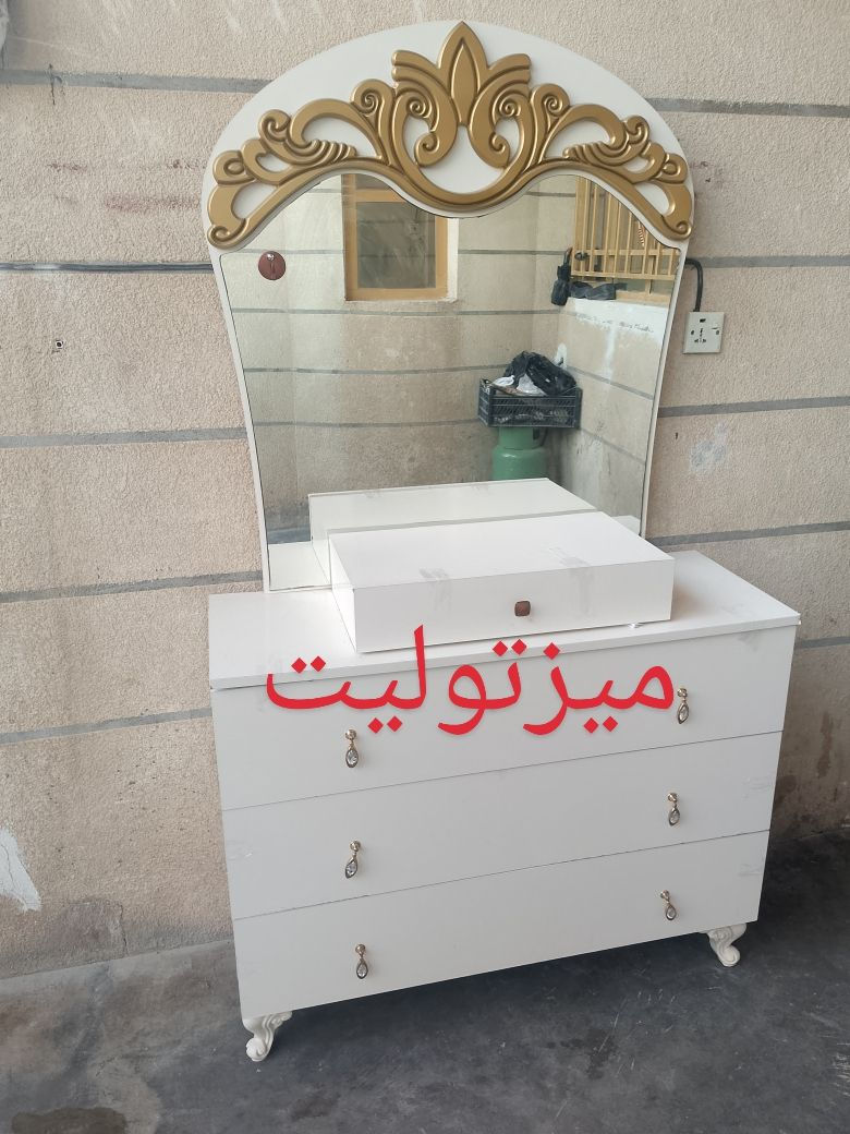 توركي ئه صله 400 هه زاره به كه ياندو بستنيش شوين كه لار ژووركه زور زور خاوينه به دوشه كو هه ركه سيك ويستي تيل بو خاوني به كه ***********
