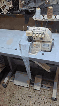 اوفر صناعي مستخدم نضيف جدا نوع جاكيت اصلي
 باب اول 3 بكرات يشتغل 
السعر 250 الف 
متوفر توصيل للحجز واتساب خاص ***********
