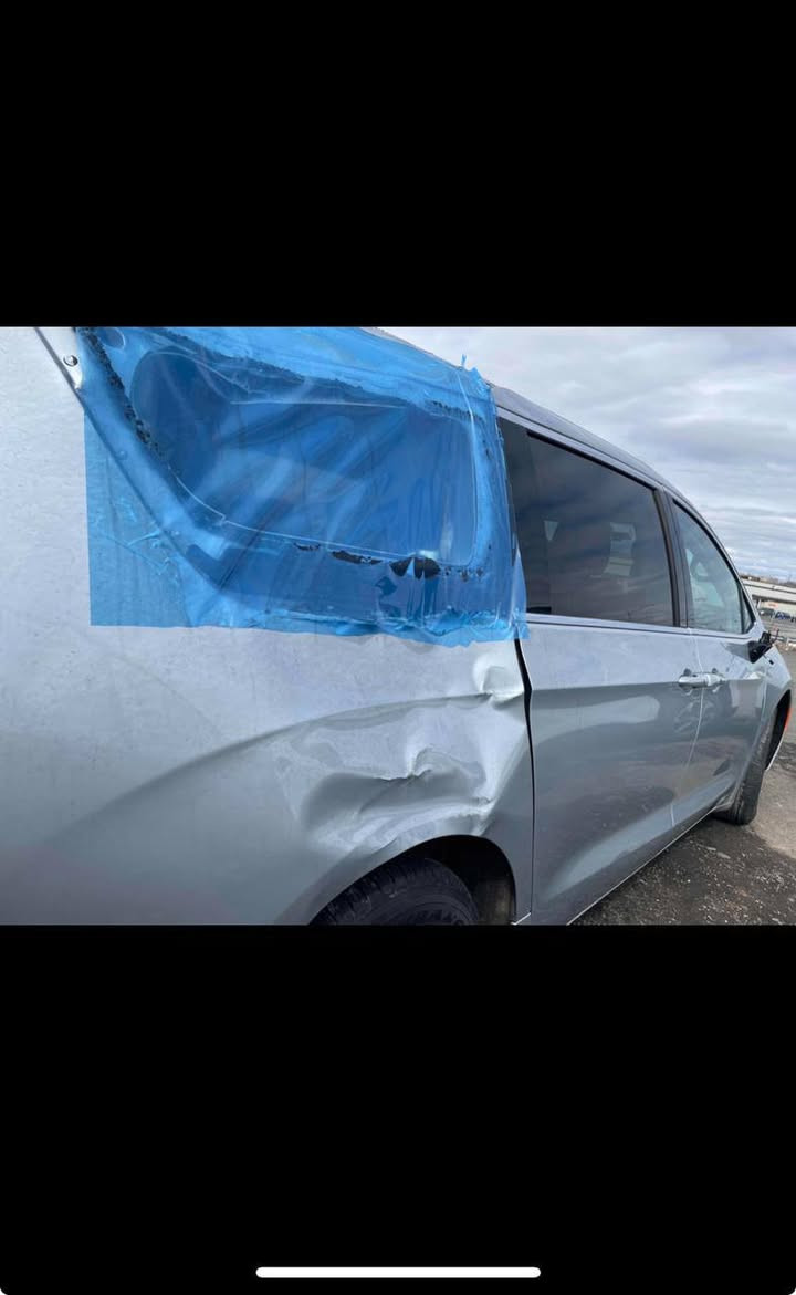 باسفيكا فوياجر 23 مرقم بغداد
الجاملغ الخلفي مصلح والبقيه ع وضعه
مراوس بدورنكو موديل فوك ٢١ وانطي فرق
*********** واتس اب
