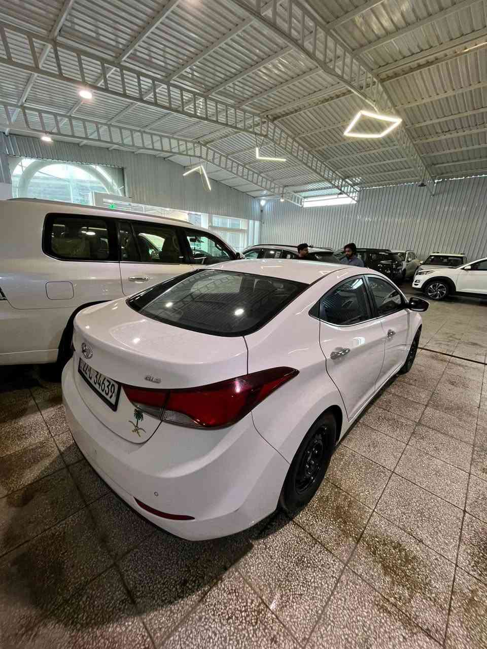 النتر 2014 خليجي فول مواصفات
محرك 1800
تدفئه ستيرن وكشنات
ماناقصه شي السياره
بيه بارد بمكانين كد شبر فقط
وكاله مداور ثاني يوم
السياره بالنجف
السعر 128 وبيه مجال بسيط
***********
