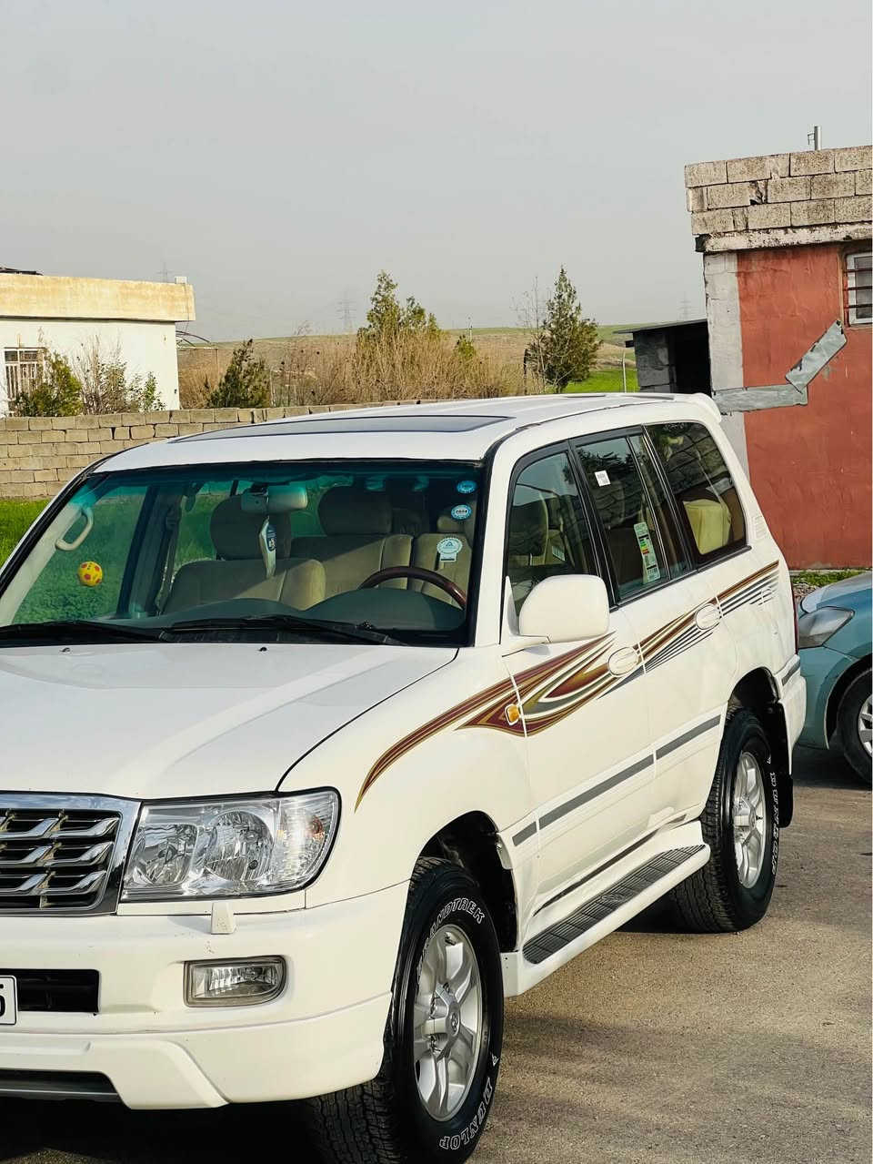 تۆیۆتا لاندكروزەر 2005  
VXR✅
V8✅
سپی بەفری
كامل مواسەفات 
سڵاید 
چوار جام كارەبا ئۆوتۆ
كوشن كارەبا 
سوكان كارەبا
تحدید سورعە
سوكان ڤۆلیوم
جەگ __ چوپ
تەبرید مەركەزی 
سەلاجە 
4X4
قفڵی ئەكسك 
بەخاخی ئاو
سێ ڕیز كوشن 
كوشن جڵد
ناو فۆڕمیكا
لەجگەی نەمژیوە

سەیارەكە توندو تۆڵە  بێ مەسروفە دو ساڵە لەلای خۆمە  رەقەمو سەنوی نوێیە تاوەكو 2027 مانگی 6 بەناوی خۆمە
تەبرید ساردو گەرم 
گێڕو مەكینەو ئەكسل بە شەرت
  دوپارچە  دو پەڵەی بچوكی  بۆیاغە بەبێ ناو گرتن 
سەیارەكە ڕێك و پێكە  هەیكەلی نەكەوتوە 
چوپەكانی بێ كێشە كار دەكەن
سەیارەكە كامل جایزە كويسينجاك, أربيل


**إذا كنت صاحب هذا الإعلان وتريد حذفه لأي سبب، رجاءا أرسل رسالة إلى الدعم الفني**