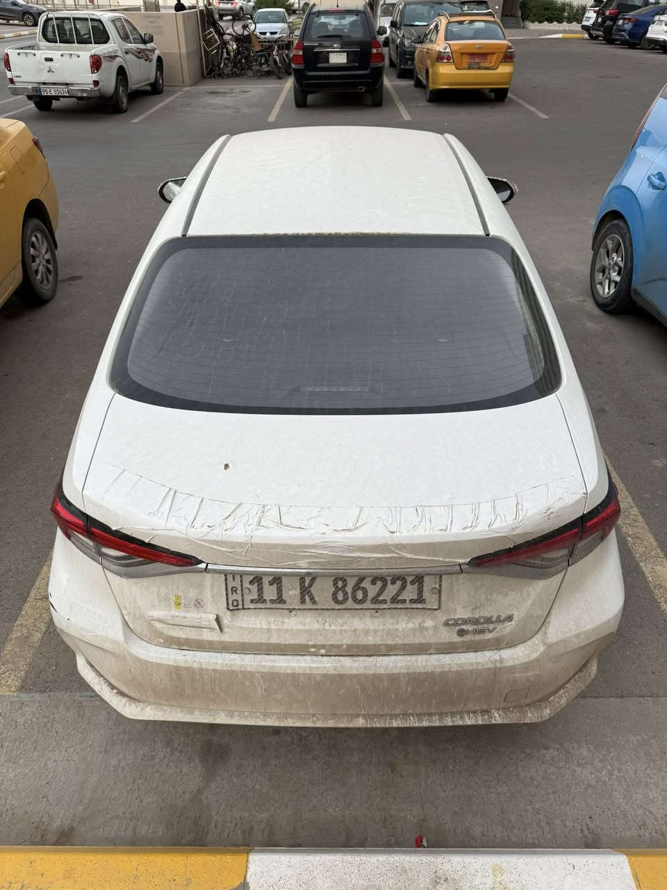 سلام عليكم كورلا هايبرد موديل 2025
ماشيه 25000
بيها طخه بل دعاميه الخلفيه كلش خفيفه
قماره حديد 
قطعتين تبريد 
مكاني بغداد بسمايه السعر148
***********
