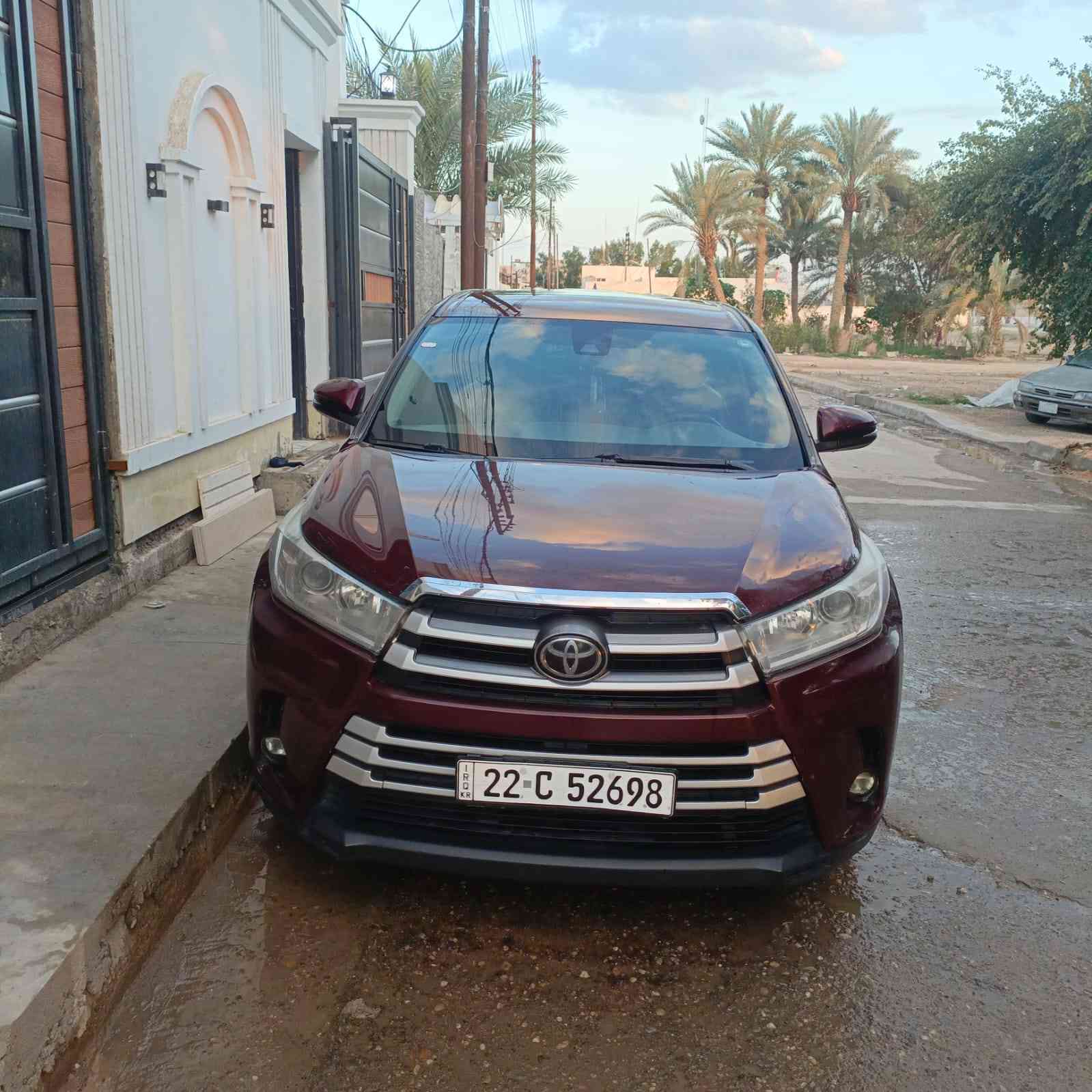 هايلندر موديل ٢٠١٨ نضيفه جدا مال بيت
رقم اربيل والهزه بعدها مو خلصانه والسياره بأسمي شخصيا
صوره الحادث موجوده بالمنشور بس الدعاميه وشويه من الجاملغ 
السياره كلشي بيها على وضع الشركه 
والسونار هم موجود 
للاستفسار ***********
 ***********
السعر ٢٣٠ وبيها مجال
