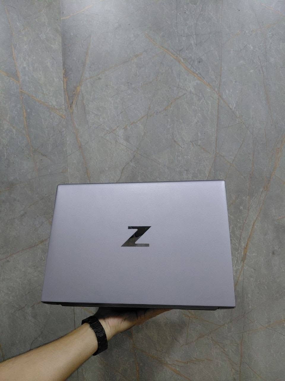 🚀 وصل الوحش الحقيقي للمحترفين! 🔥
HP ZBook Studio G9 – محطة عمل متنقلة تجمع بين القوة والأناقة، مناسبة للجرافيك، المونتاج، الهندسة، البرمجة، والذكاء الاصطناعي الخفيف.
💻 المواصفات: ✅ Intel Core i7-12800H (جيل 12)
✅ RAM 16GB DDR5
✅ SSD NVMe M.2 512GB
✅ NVIDIA RTX A1000 4GB احترافي
✅ شاشة 16 بوصة FHD IPS بألوان رائعة ودقة عالية
🎯 حالة الجهاز: ✔️ استيراد خارجي – فرز أول
✔️ حالة الزيرو 100%
✔️ بدون أي خدوش أو عيوب
🎁 الهدايا مجانًا: 🎒 شنطة لابتوب
🖱️ ماوس وايرلس
🛡️ ضمان وراحة بال: ✅ ضمان سنة كاملة
✅ 14 يوم استبدال
✅ فاتورة مختومة من الشركة
💼 إذا كنت تبحث عن جهاز احترافي يجمع بين الأداء القوي، التصميم الفخم، والاعتمادية العالية... فالـ HP ZBook Studio G9 هو الاختيار المثالي.
📩 راسلنا الآن لمعرفة السعر أو للحجز قبل نفاد الكمية.
الكمية محدودة – والأولوية للحجز. 🚀
يرجي التواصل  https://wa.me/201141091106


**إذا كنت صاحب هذا الإعلان وتريد حذفه لأي سبب، رجاءا أرسل رسالة إلى الدعم الفني**