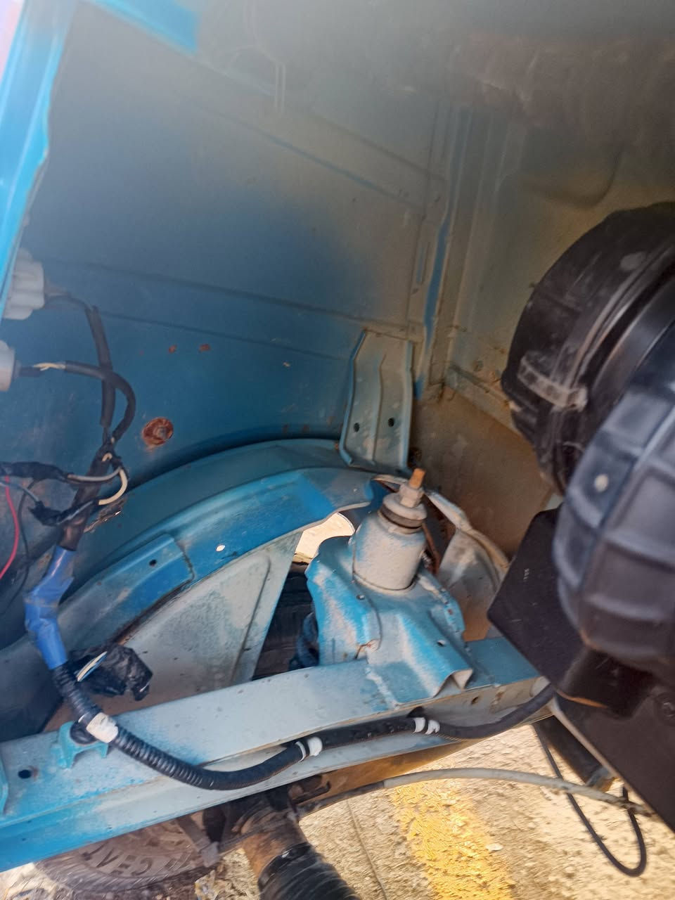 السلام عليكم تكتك ٢١ ثاني يوم تحويل كافله عامه مكينه ما مفتوح برغي غير الموضحه بصوره شبر ضربه بارد بلصفحه السعر ٨٥٠٠ رقم  ***********
