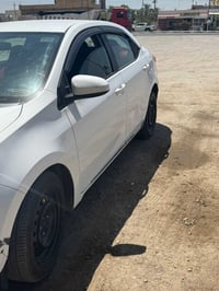كورلا وارد موديل ٢٠١٦ ضرها جاملغ خلفي وقبق صندوك بدون دواخل بدون تبديل...