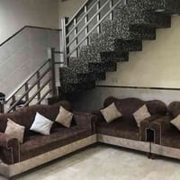 بيت للبيع في حي البنوك شارع الميثاق مقابيل قاعة الملاك للمناسبات 150 م...