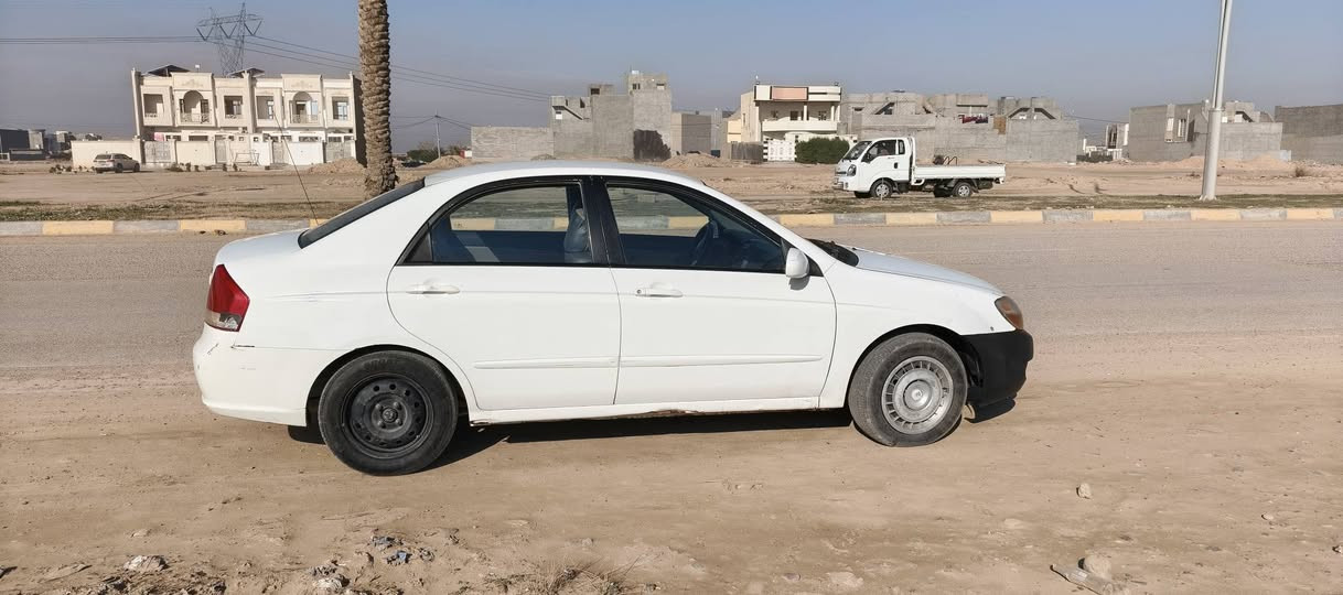 كيا سبكترا  2009
السلام عليكم 
 كيا اسبكترا 2009
كير عادي 
كما موضح بالصور 
سيارة جاهزة رقم كركوك انكليزي سنوية صالحة لل2030
السعر :٦٨ وبيها مجال بسيط
العنوان صلاح الدين
للاستفسار: ‏‪***********‬‏
