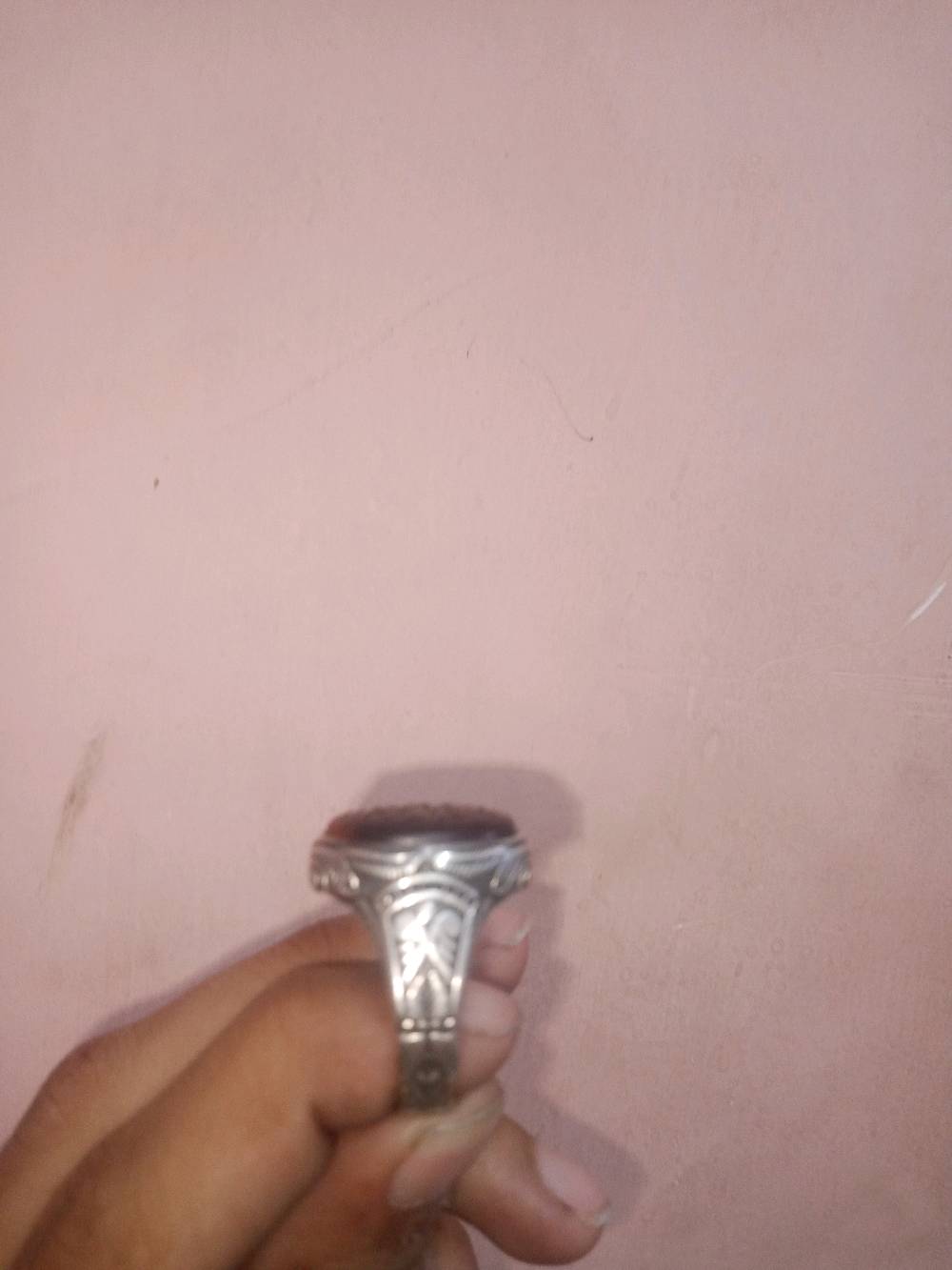 محبس عقيق كرزي  متكوب (ان الله بالغ امره)صيغه رويال 
محبس يملني بيه حرز علي القاضي 
محبس عقيق يماني ناعم صيغه حلوه