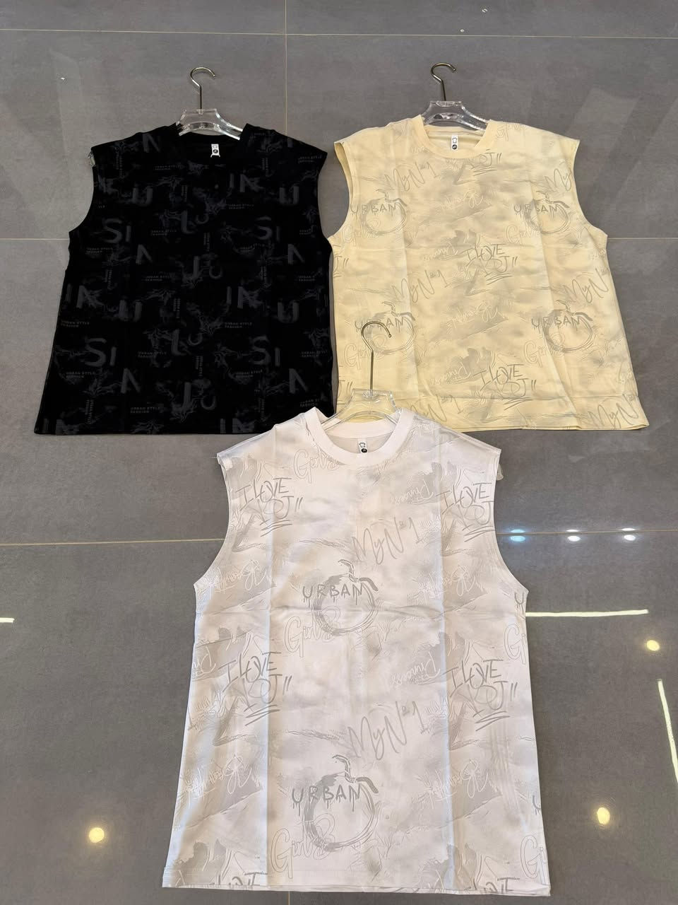 كيمونة صيني 🇨🇳
درزن 12 قطعة 
ستندر كل لون 4 قطع 
قياسات XL_4XL
سعر الدرزن 85 الف


**إذا كنت صاحب هذا الإعلان وتريد حذفه لأي سبب، رجاءا أرسل رسالة إلى الدعم الفني**